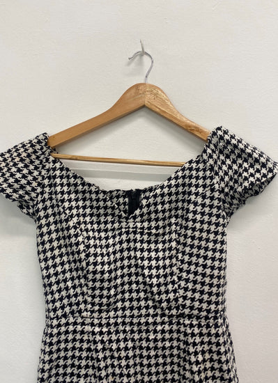 Fabulous British retro Dress UK10 Black and white houndstooth NM001