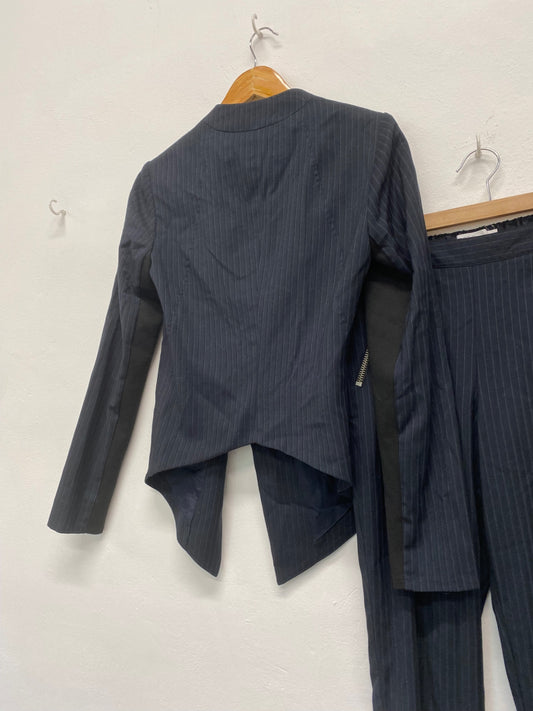 Fabulous BCBG Generation pinstripe classic Suit Set UK XS Navy NM001