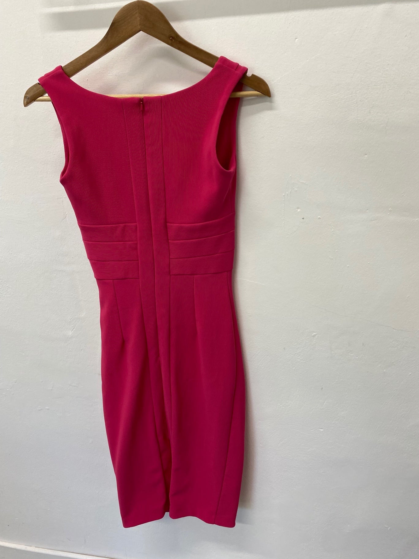 Fabulous Diva Dress Uk8 Pink fitted Forma or Party SN005