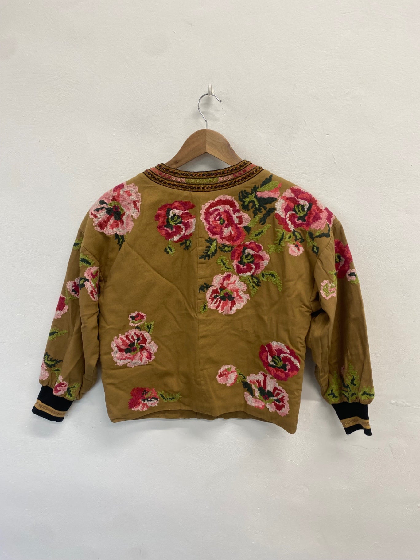 Fabulous Anthropologie needle point Bomber Jacket UK XS Multicolour embroidered KB001
