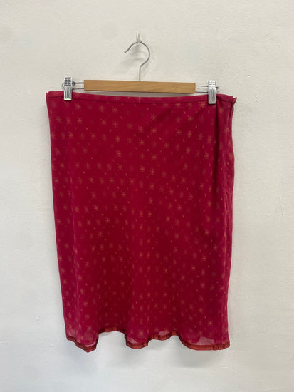 Fabulous Banana Republic Skirt Uk14 Red pattern LM004
