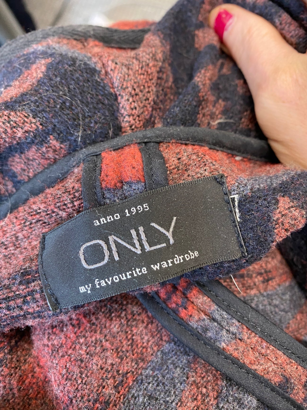 Fabulous Only Anno 1995 Blanket coat UkM Red Aztec blanket KB001