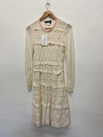 Fabulous Salvatore Ferragamo tiered knitted Dress UKS Cream Stunning KB001