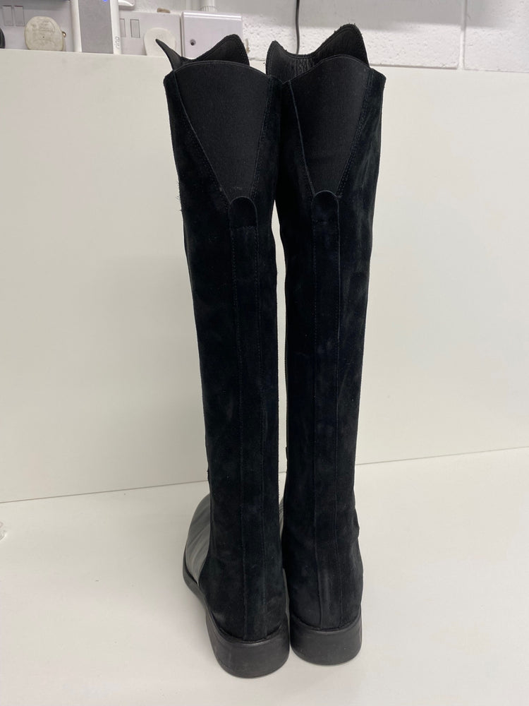 Fabulous KMB over the knee leather  Boots UK6 Black Flat classics KB001