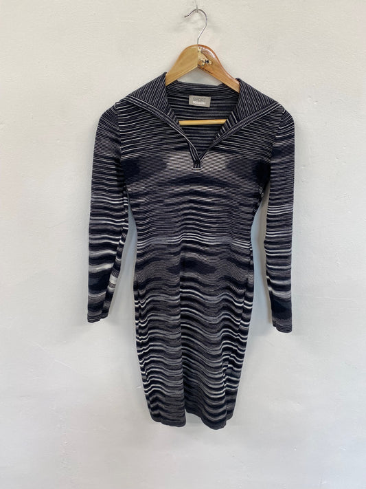 Fabulous SPORT MISSONI Dress UK8-10 Black and white KB001