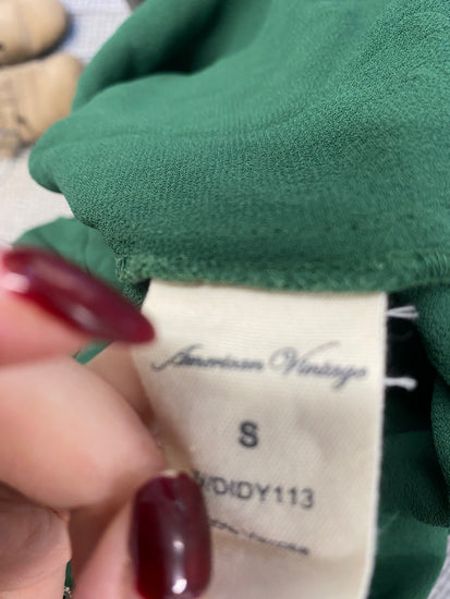 Fabulous American vintage Blouse UK S Green lightweight KB001