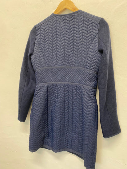 Fabulous PINKO navy blue mid length Quilted coat Uk8 cosy KB001