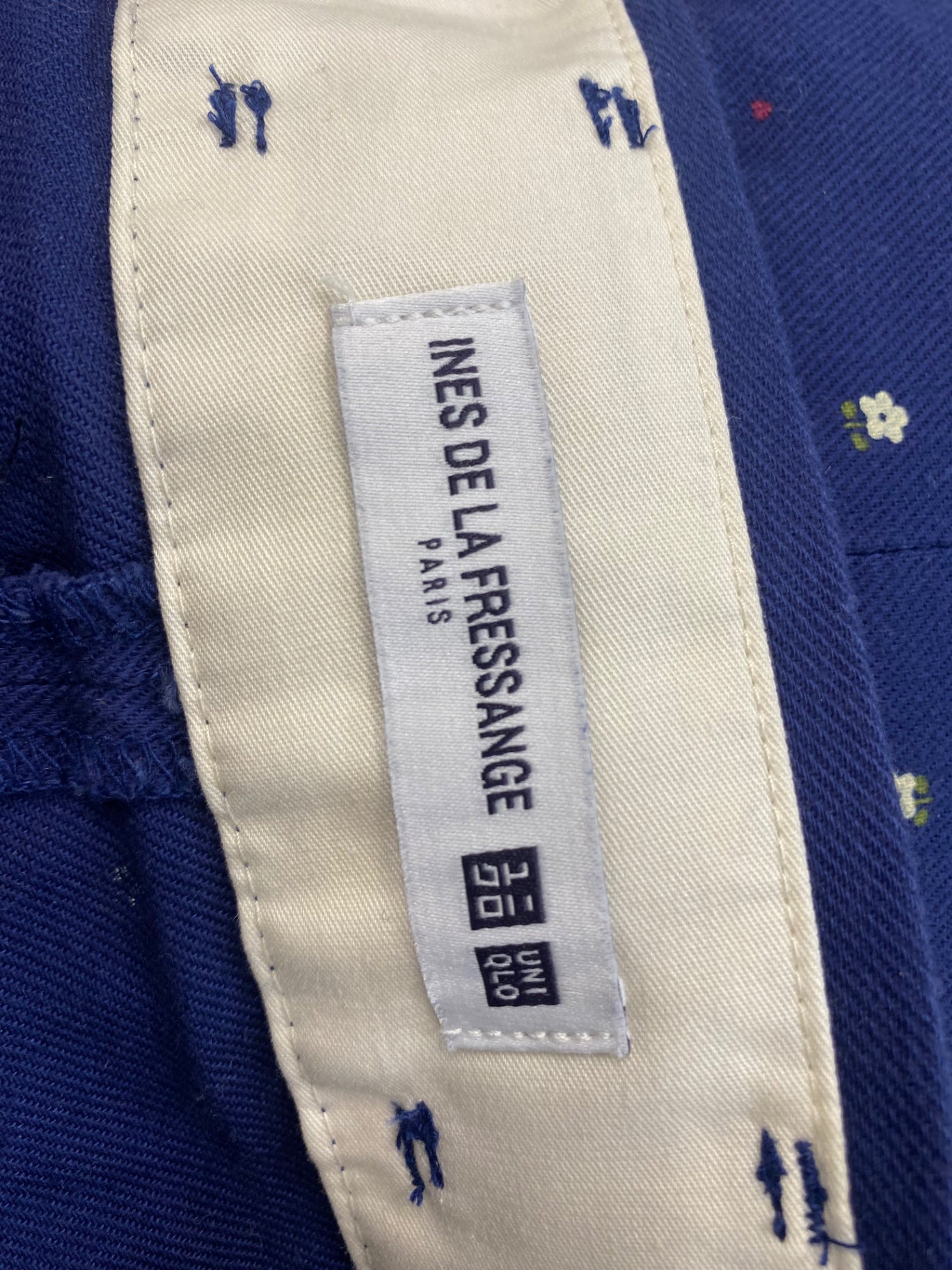 Fabulous Ines de la fressange uniqlo Skirt UK8 Navy floral KB001