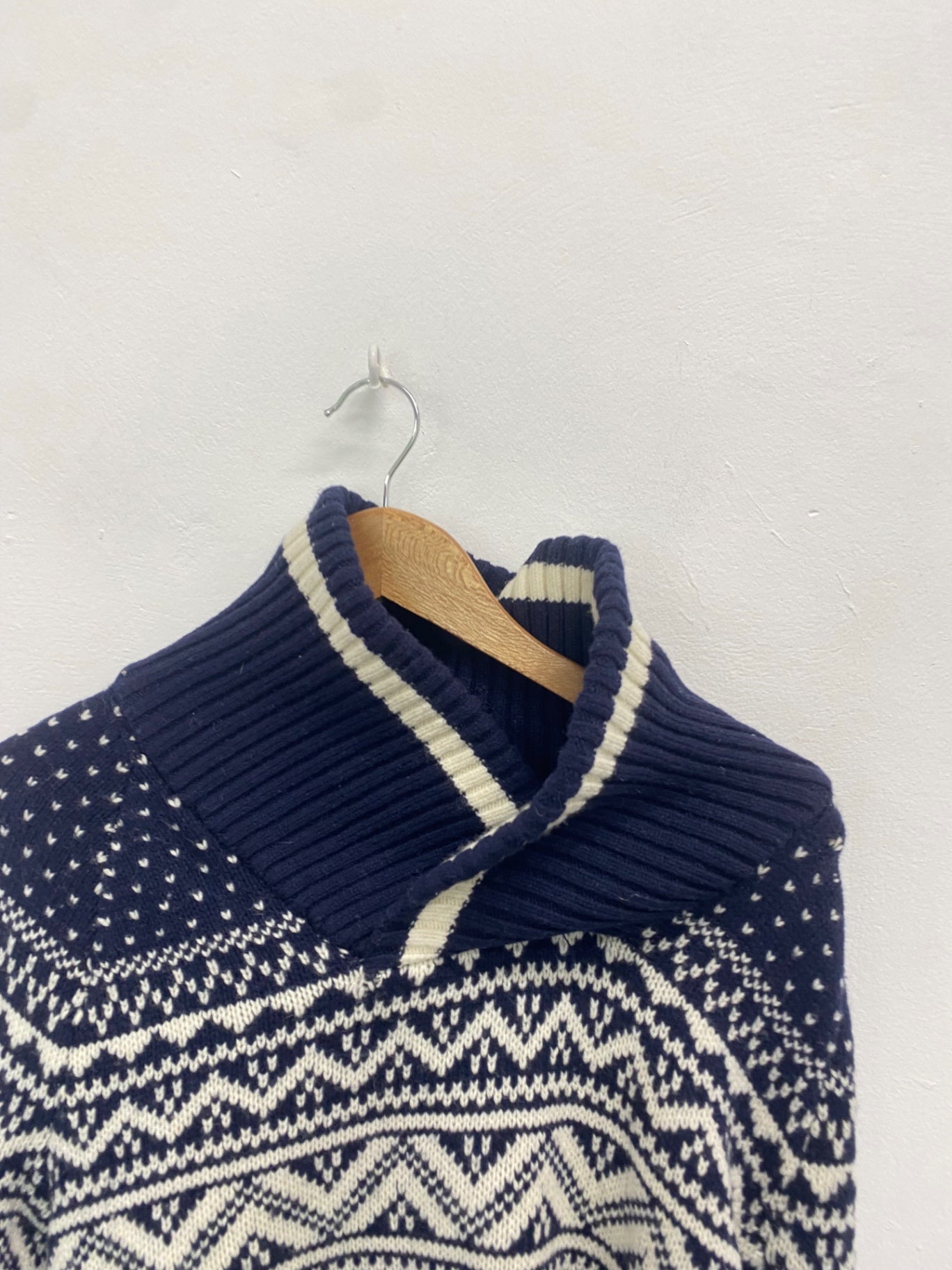 Fabulous Gap Sweater UK XL Navy white pattern KB001