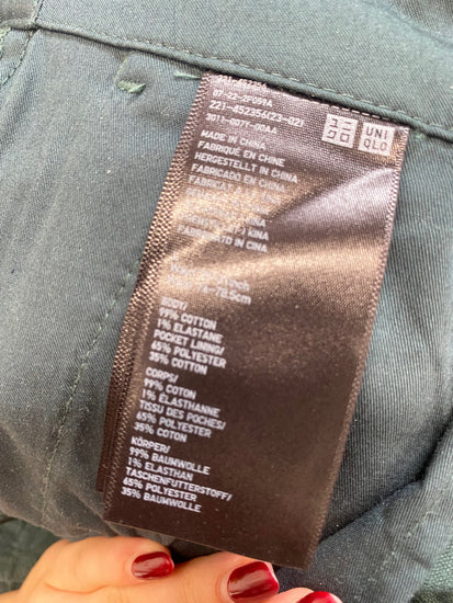 Fabulous Uniqlo Trousers W16 L30 Dark green BS001