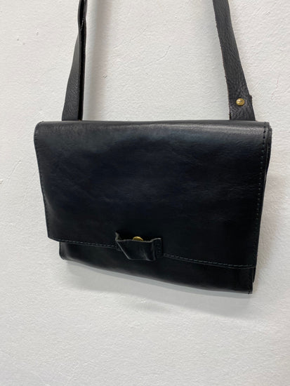 Fabulous T-Nobile Shoulder Utility Bag One size Black BS001