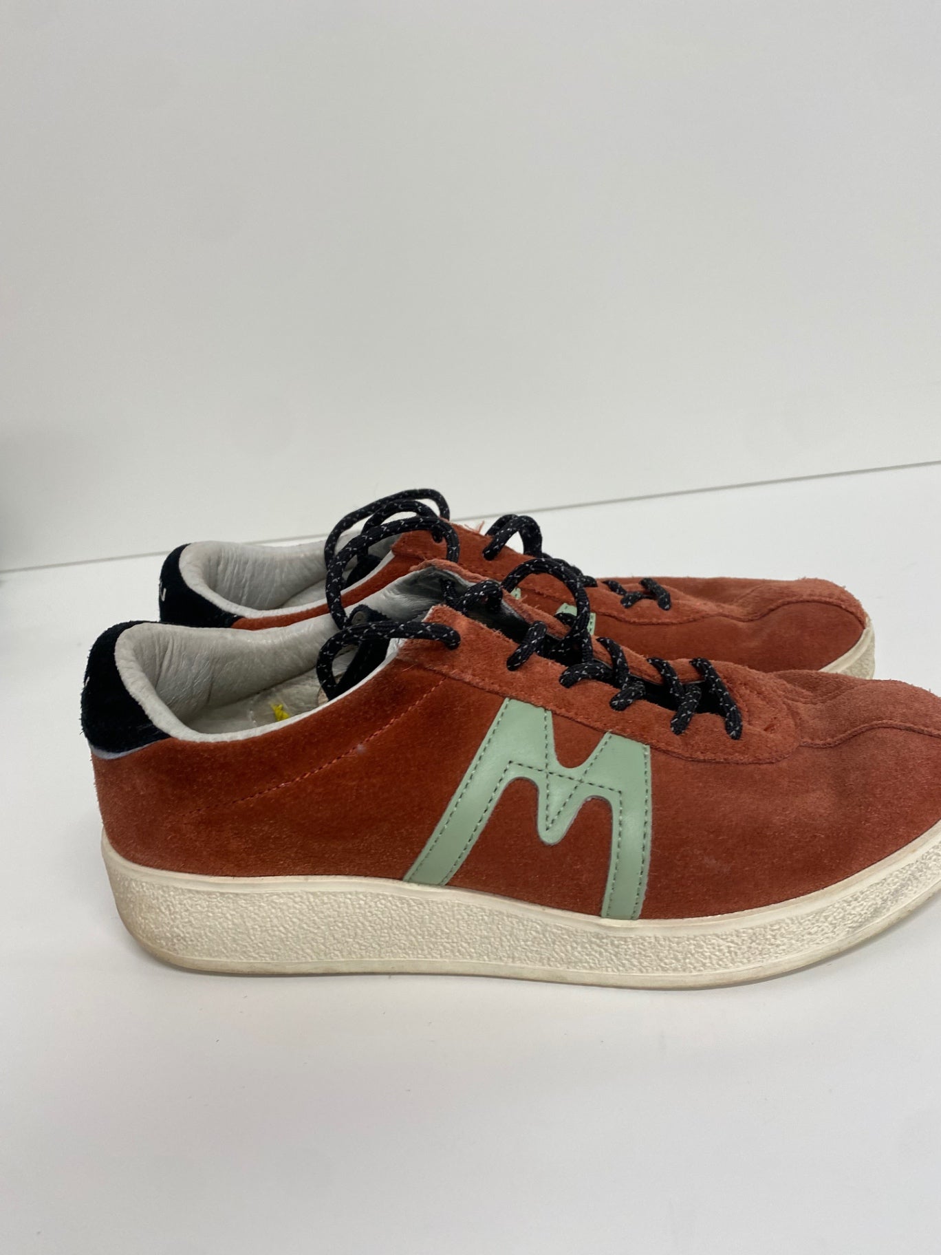 Fabulous KARHU Trampas Sneakers UK5 Rust & Mint