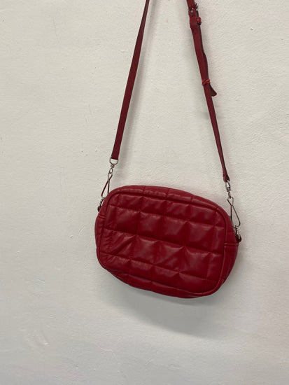 Fabulous Bimba y Lola red leather quilted Shoulder Bag One Size Red BS001