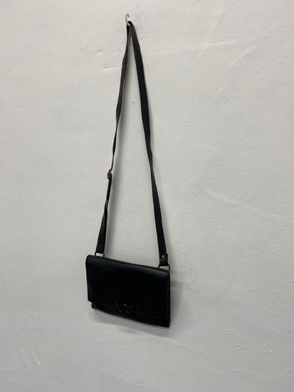 Fabulous T-Nobile Shoulder Utility Bag One size Black BS001