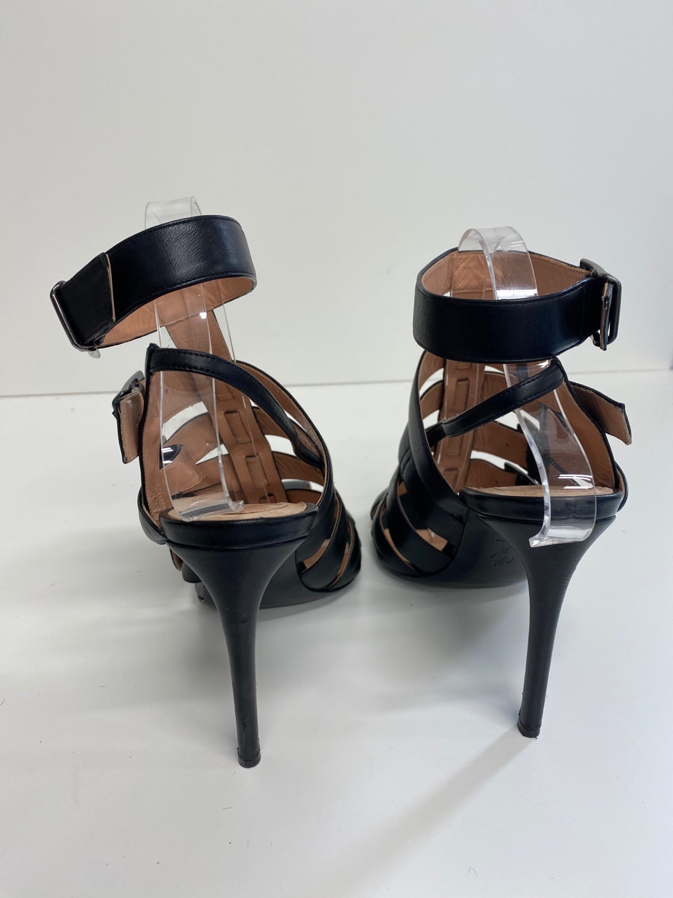 Fabulous Roland Mouret Strappy leather stilleto Sandals Uk7 Black Ankle strap GM143