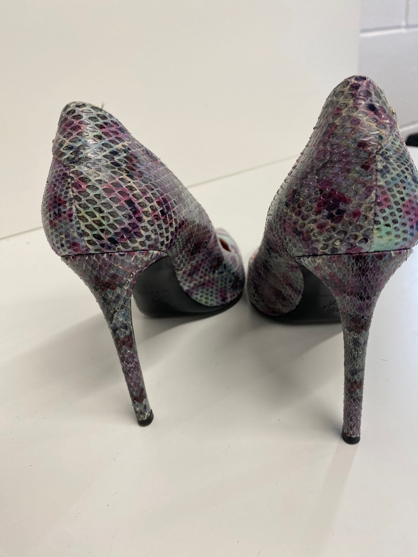 Fabulous Roland Mouret snakeskin pastels High Heels Uk7 Lilac Pink silver GM143
