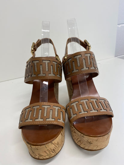 Fabulous Tory Burch Regan Wedge Sandals Uk7 Tan Logo GM143