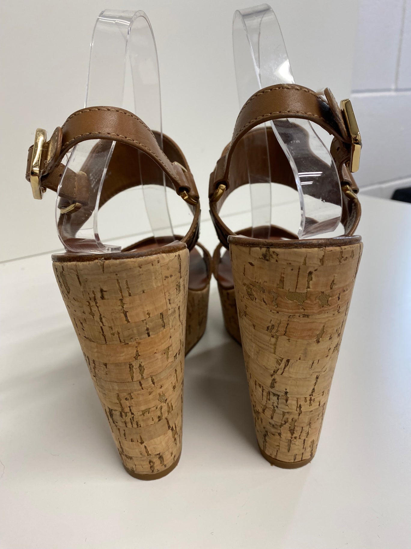 Fabulous Tory Burch Regan Wedge Sandals Uk7 Tan Logo GM143