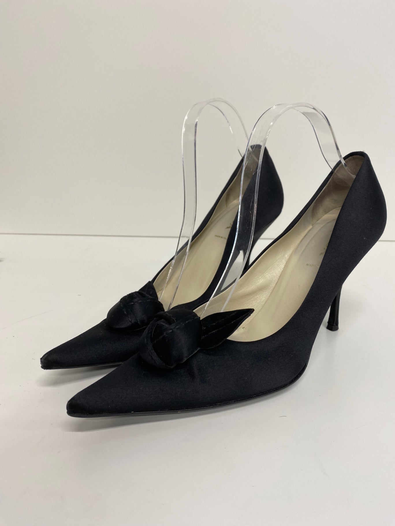 Fabulous Prada satin classic formal High Heels UK6 Black GM143