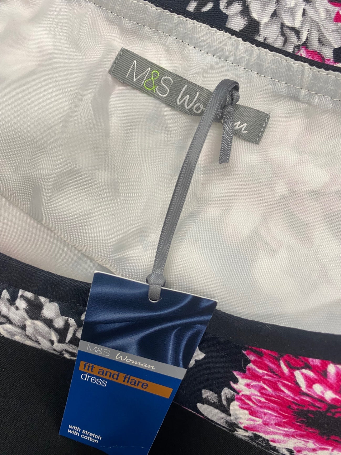 Fabulous Marks & Spencers Dress UK 14 Black pink floral LG276