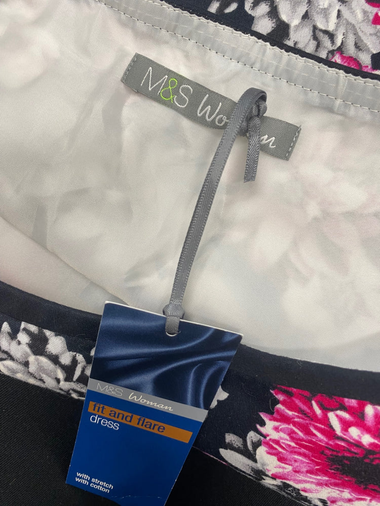 Fabulous Marks & Spencers Dress UK 14 Black pink floral LG276