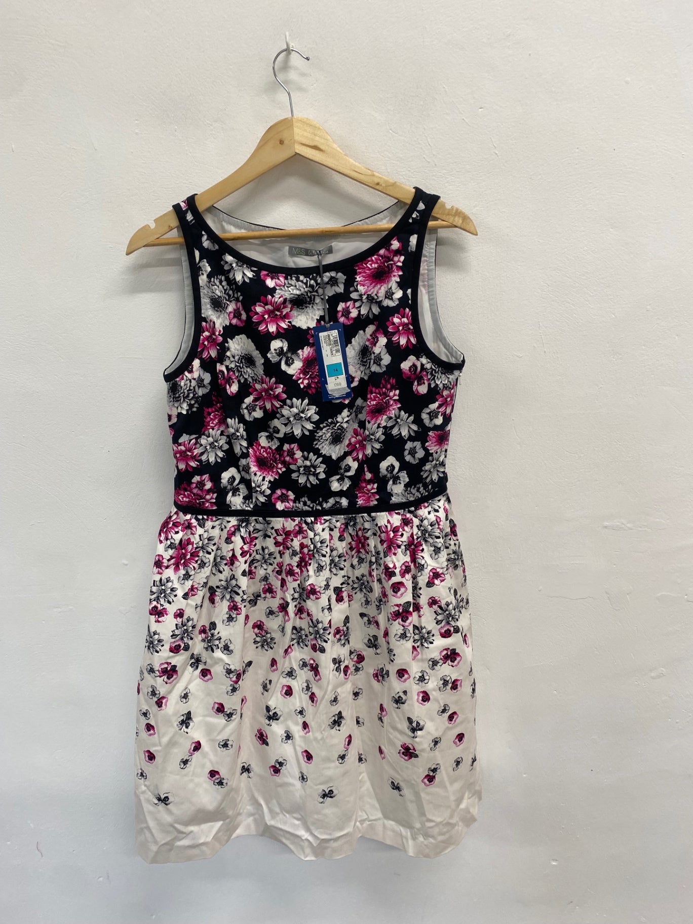 Fabulous Marks & Spencers Dress UK 14 Black pink floral LG276