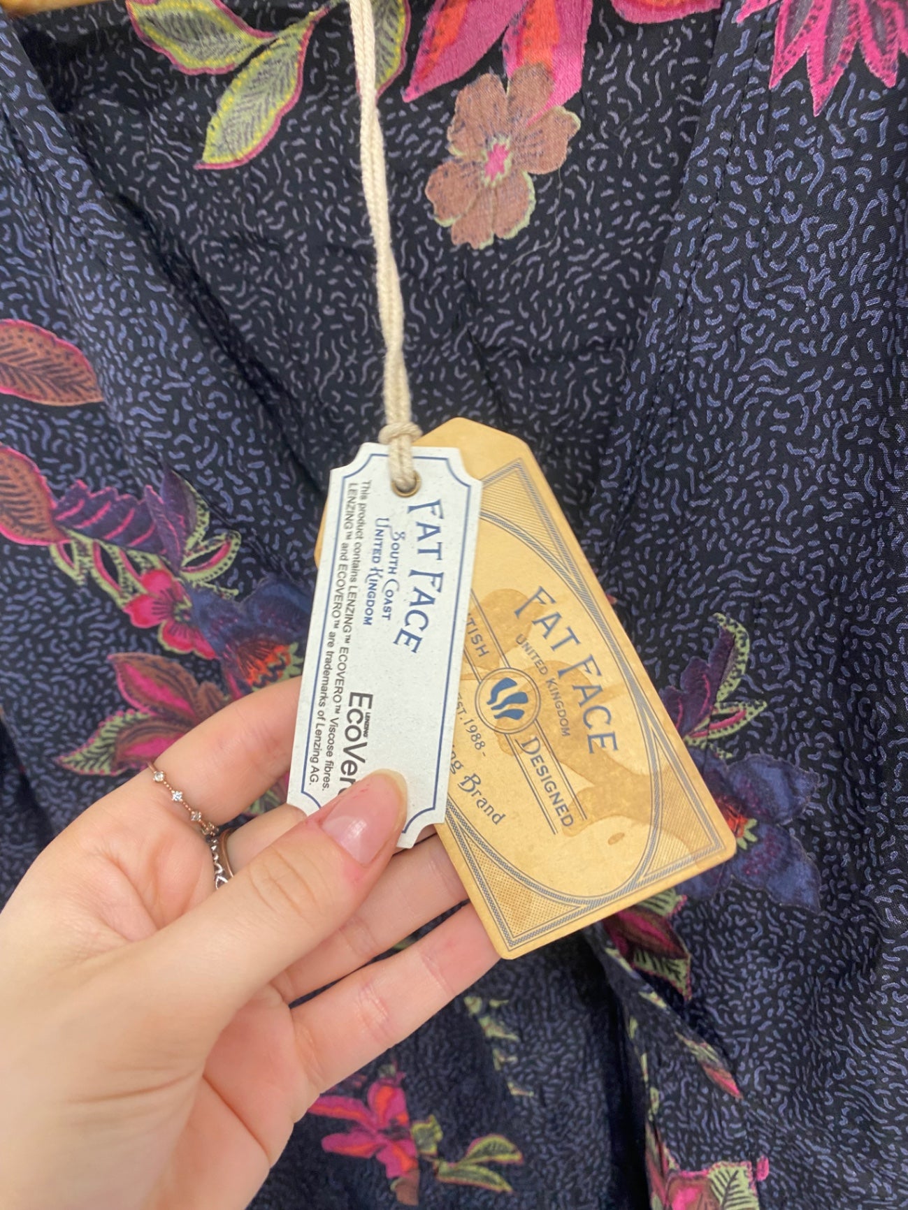 Fabulous Fat Face Blouse Uk 8 Navy pink floral new LG276
