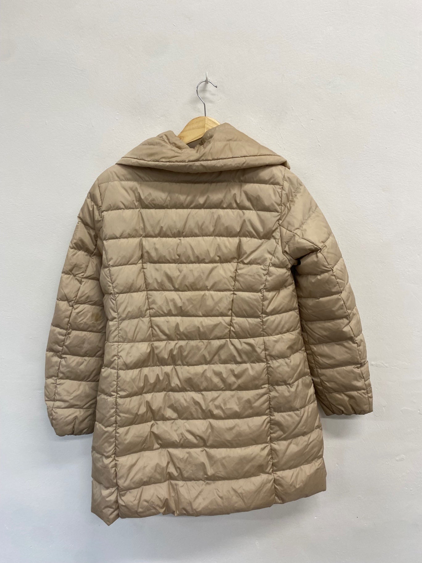 Fabulous Bognar Puffer Jacket UK 12 Beige down lined cashmere blend LG276