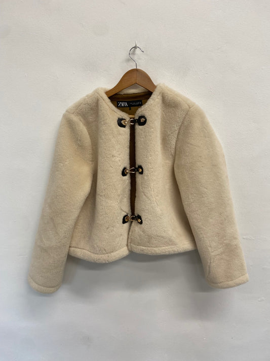 Fabulous ZARA Jacket UK L Cream fur toggle VW001