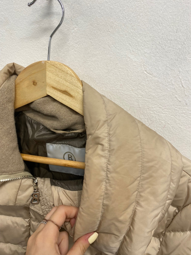 Fabulous Bognar Puffer Jacket UK 12 Beige down lined cashmere blend LG276