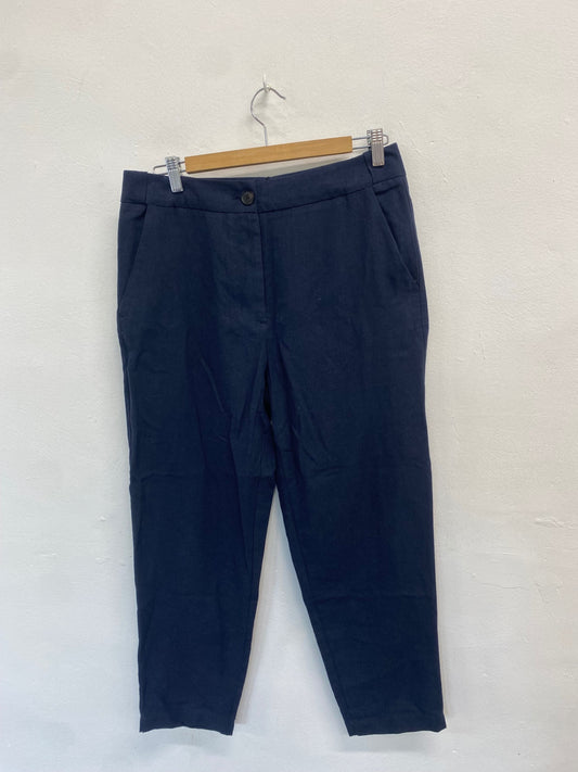Fabulous Rohan trousers linen Uk 10 Navy cropped SO001