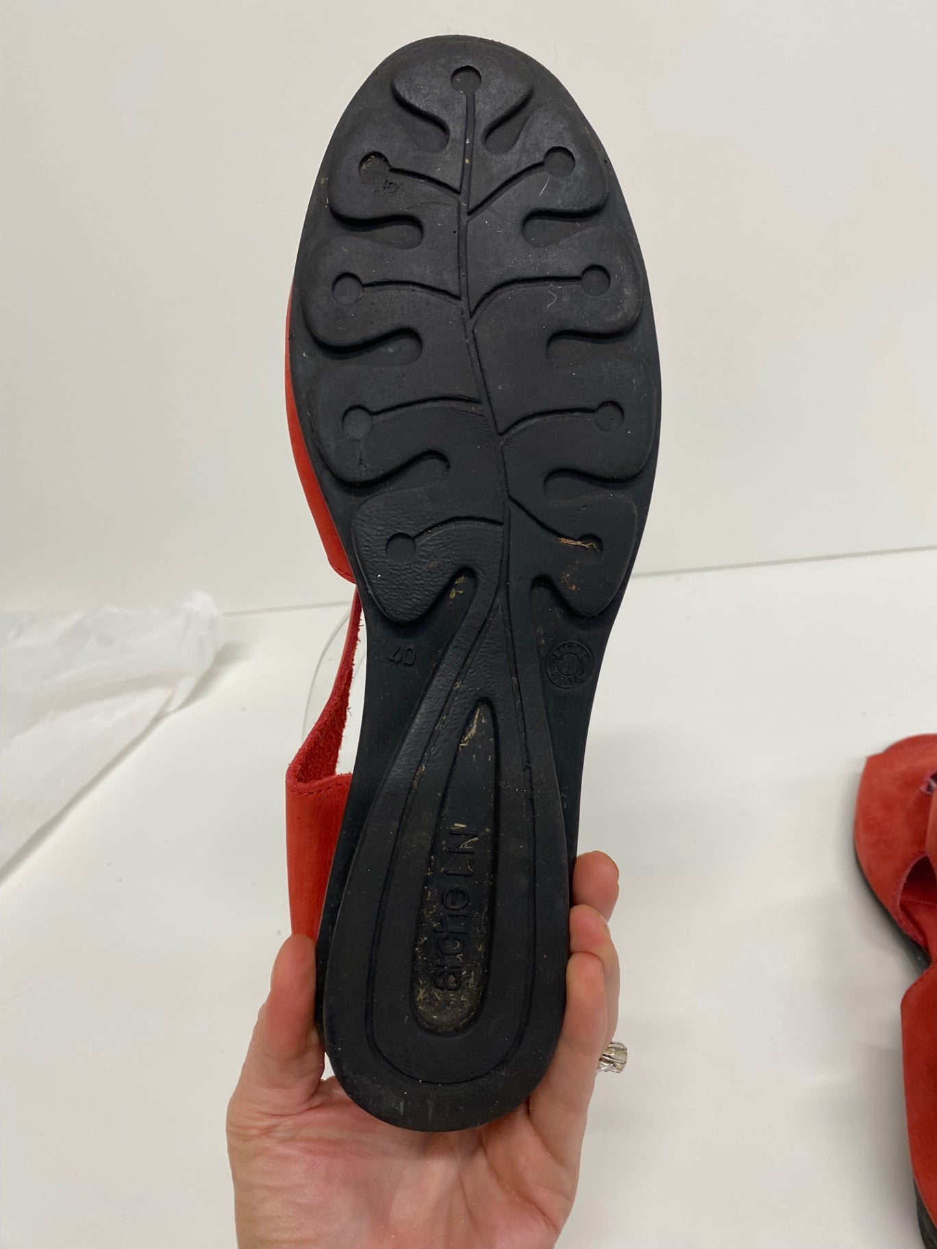 Fabulous Arche suede small wedge Sandals Uk7 Red SO001