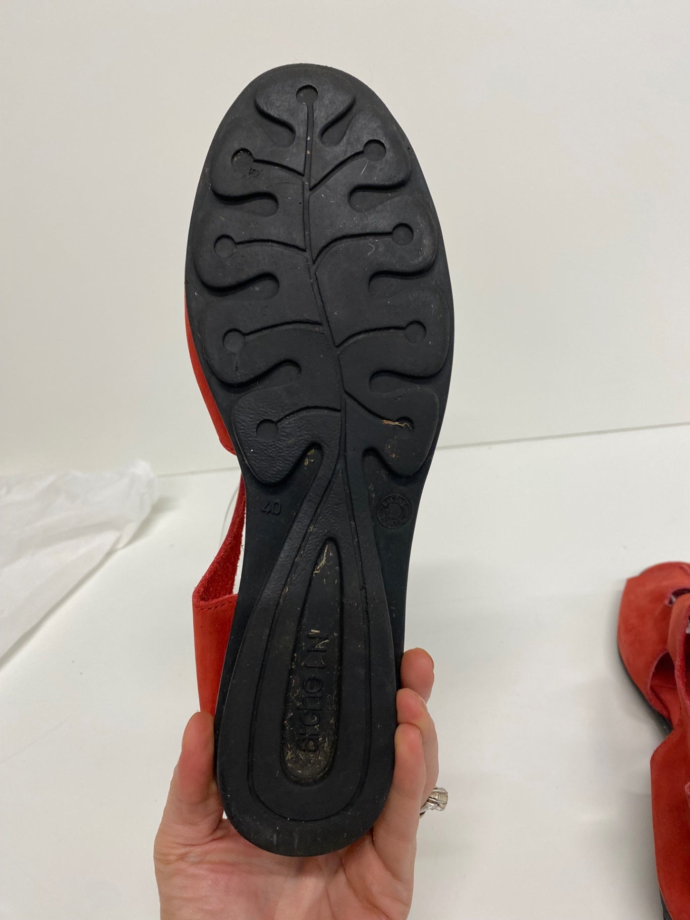 Fabulous Arche suede small wedge Sandals Uk7 Red SO001