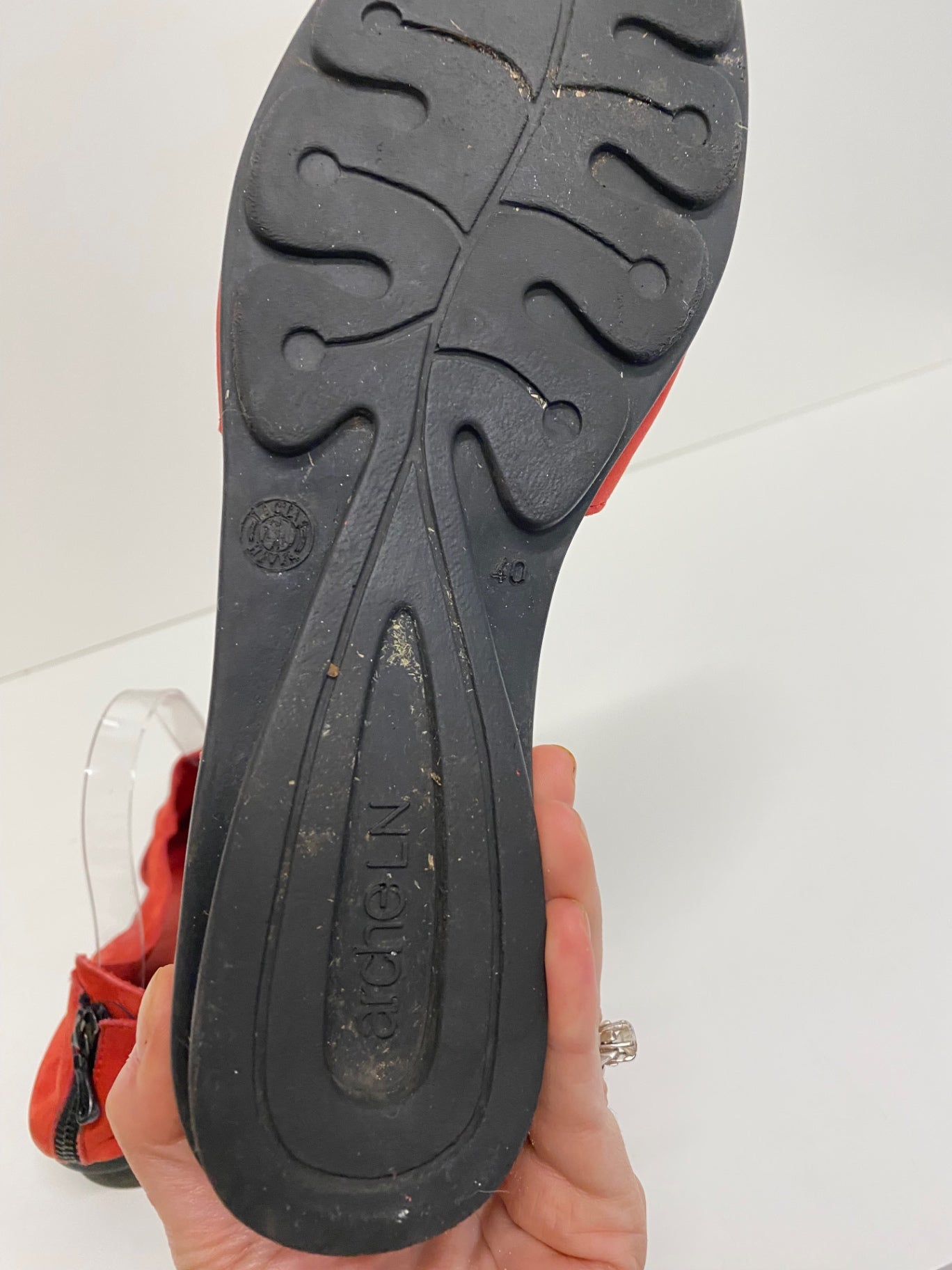 Fabulous Arche suede small wedge Sandals Uk7 Red SO001