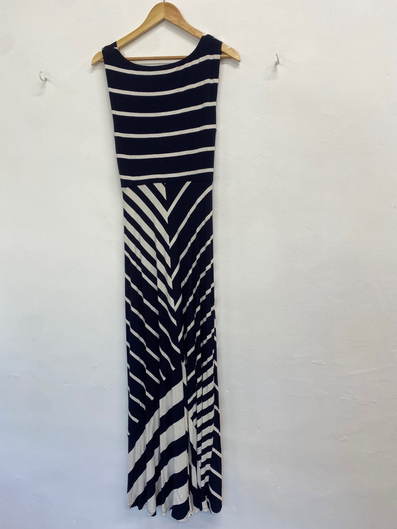 Fabulous Phase Eight Dress UK 14 Navy Blue and White striped HD440