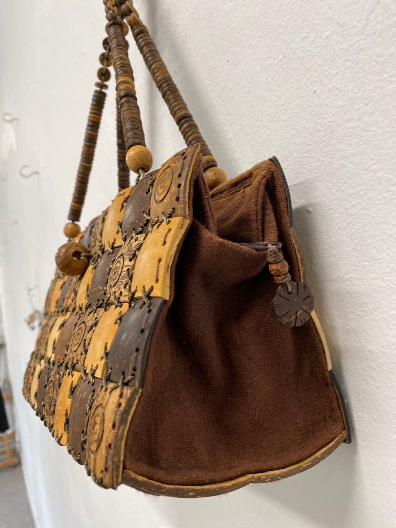 Fabulous Vintage 1980’s coconut & betul wood boho Cottagecore Handbag One size Brown TM395