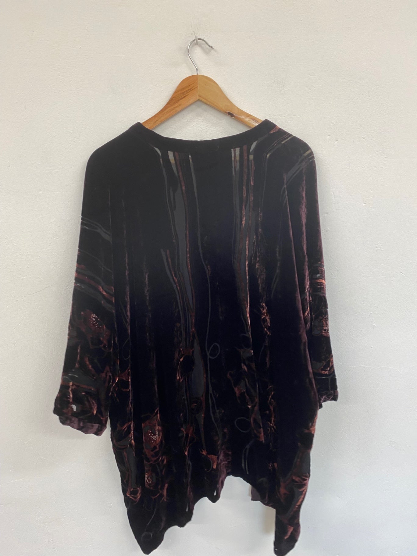 Fabulous Hampstead Bazaar Burgundy Silk Art Nouveau Kimono One Size NR001