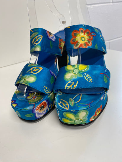 Fabulous vintage 1990’s Y2K Carvela floral platform Sandals UK5 NR001