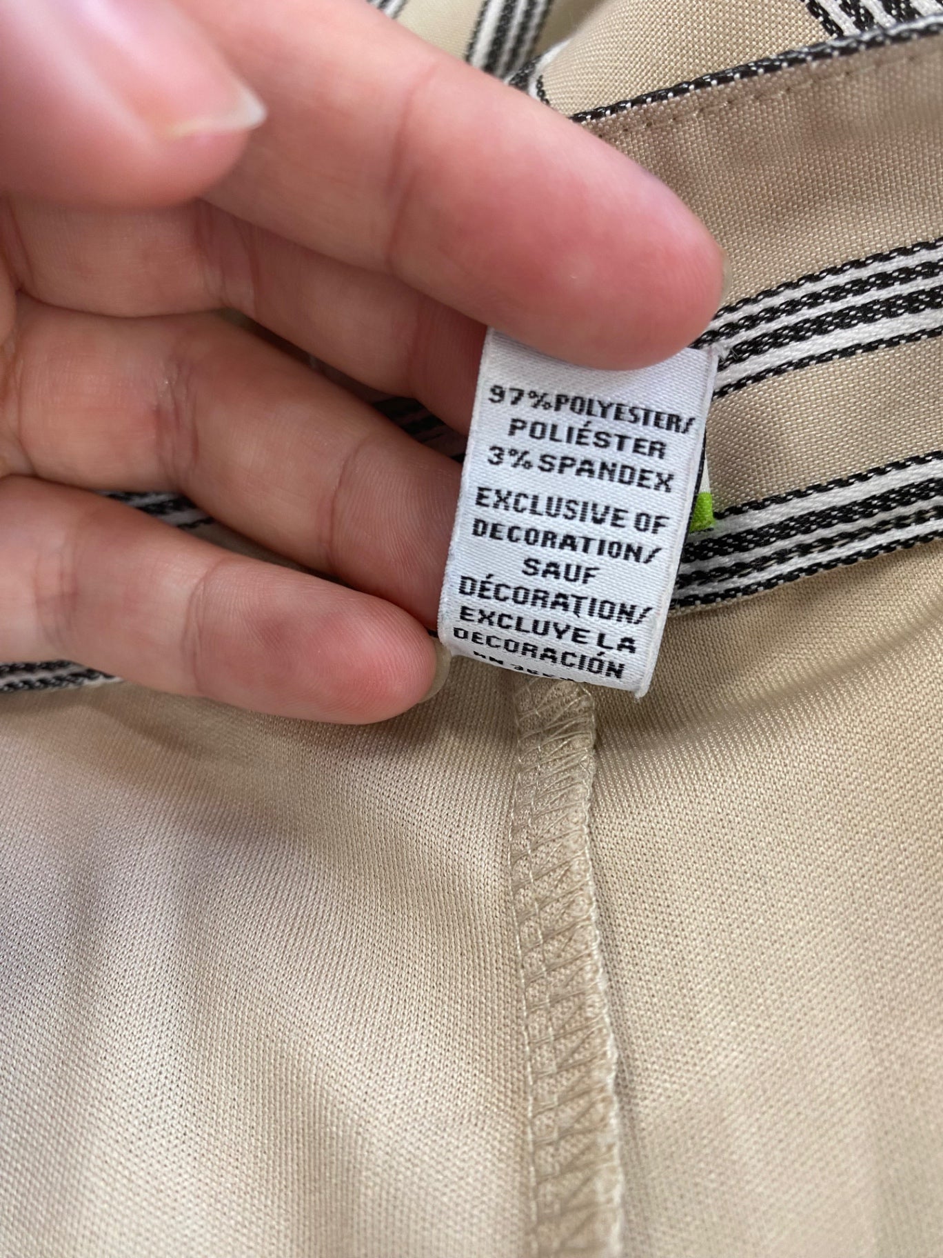 Fabulous Izod Perform X Beige Stripe Golf Skort UK8 LO442