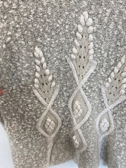 Fabulous Unknown Sweater Beige