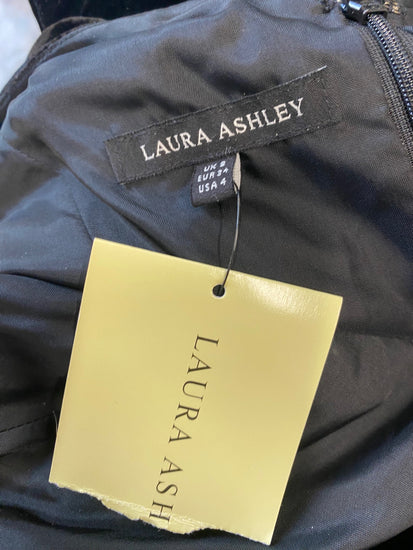 Fabulous Laura Ashley Midaxi classic Cottagecore timeless Dress Uk8 Black New BT001