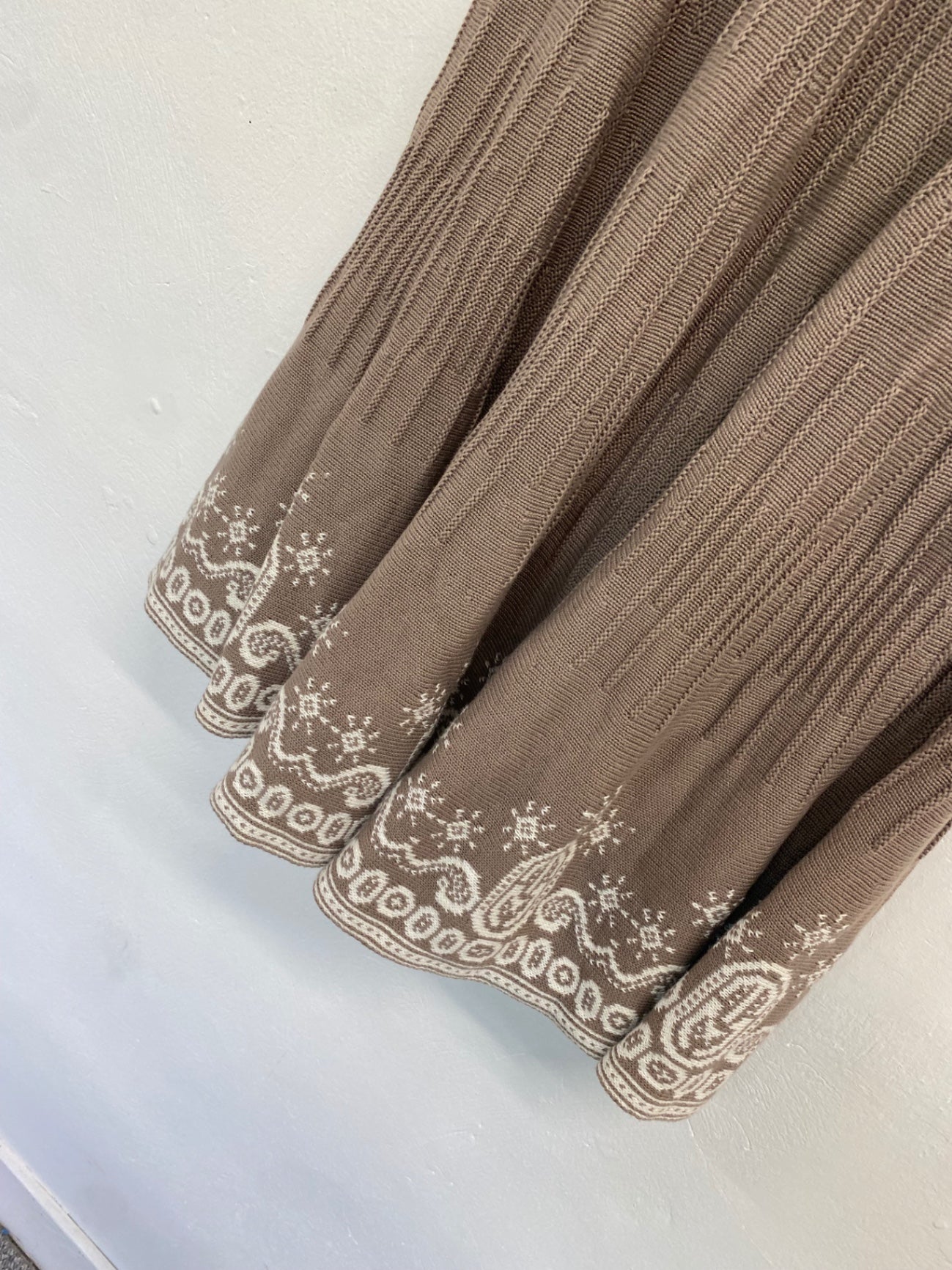 Fabulous Anthropologie hazel x3 Skirt midi UK S Beige pattern BT001