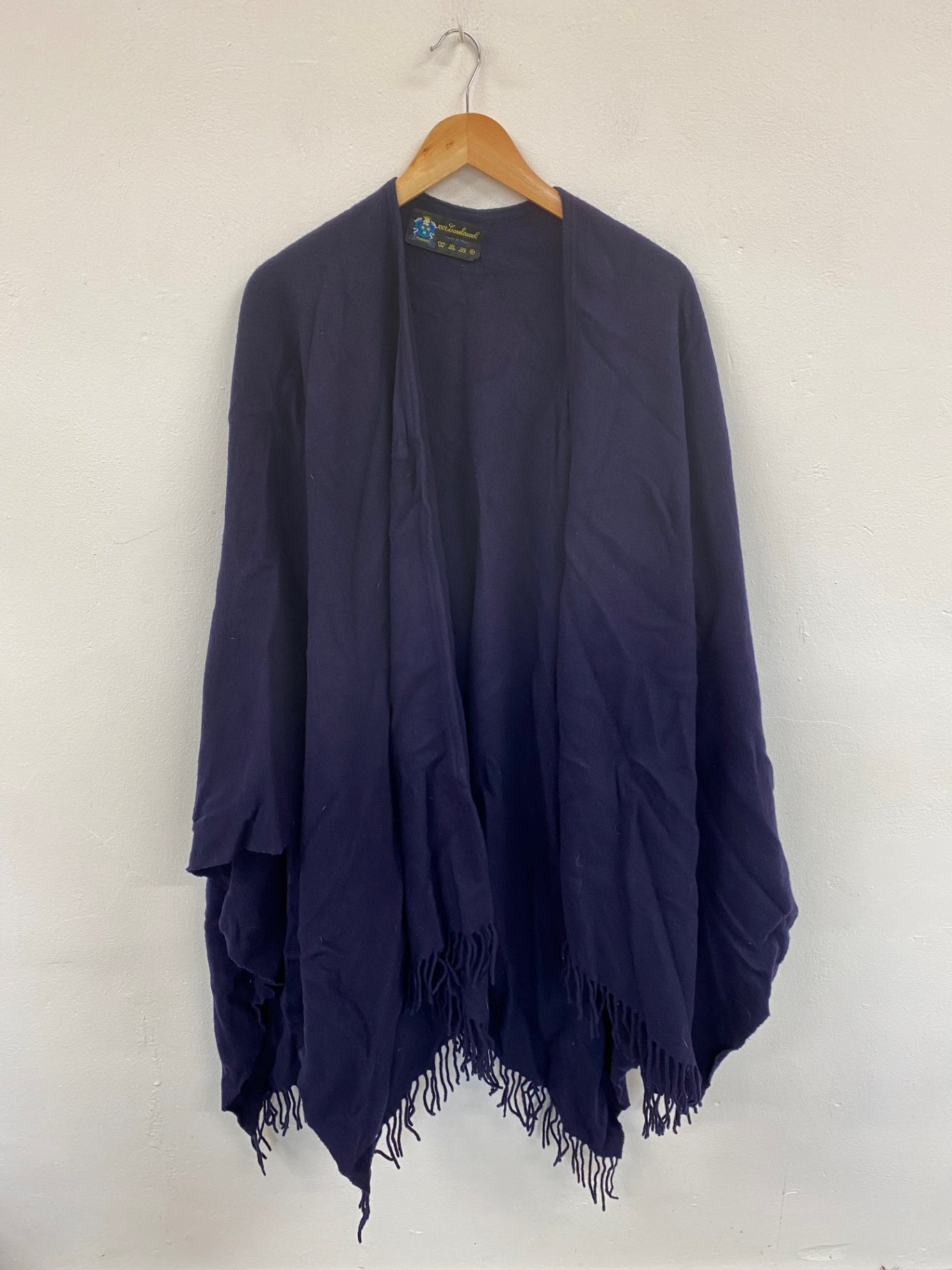 Fabulous Made In Italy Navy Lambswool Shawl One Size MM005