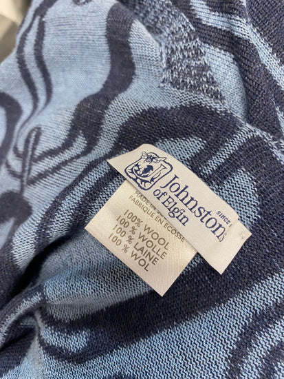 Fabulous Johnson’s of Elgin Shawl One size Blue chain CD001