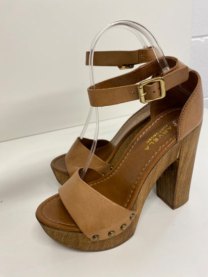 Fabulous Carvela by Kurt Geiger leather clog Sandals UK3 Tan stunning new BT001