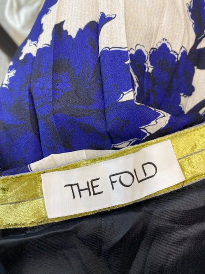 Fabulous The Fold London pleated floral midi Skirt Uk14 Navy Blue CE060