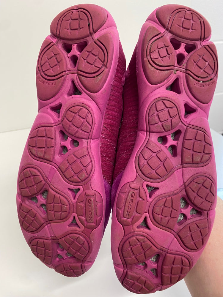 Fabulous GEOX Nebula Sneakers Uk7 Magenta suede leather EC004