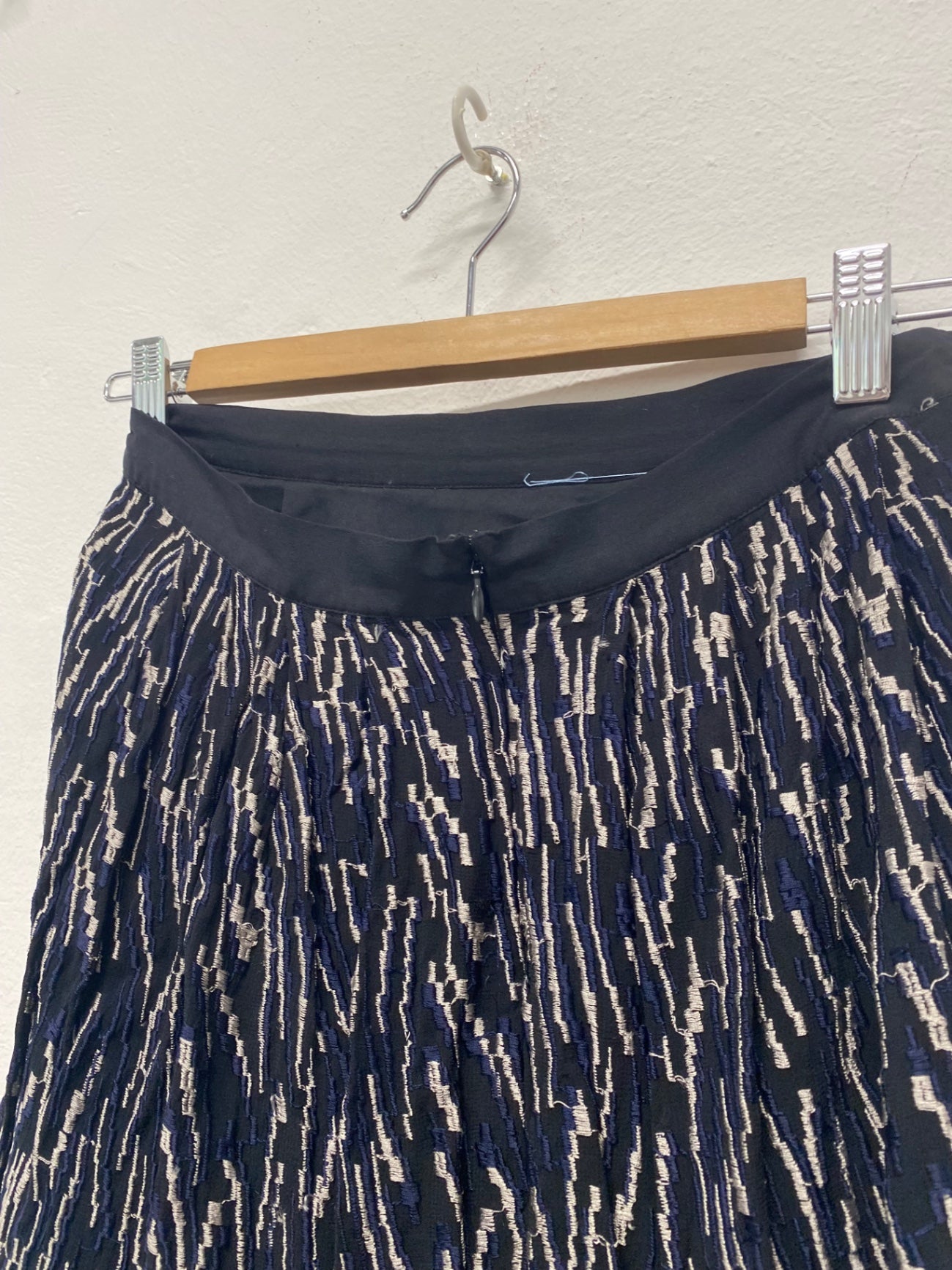 Fabulous All Saints Philomena Sidney mini Skirt UK10 Black Embroidered boho LJ446