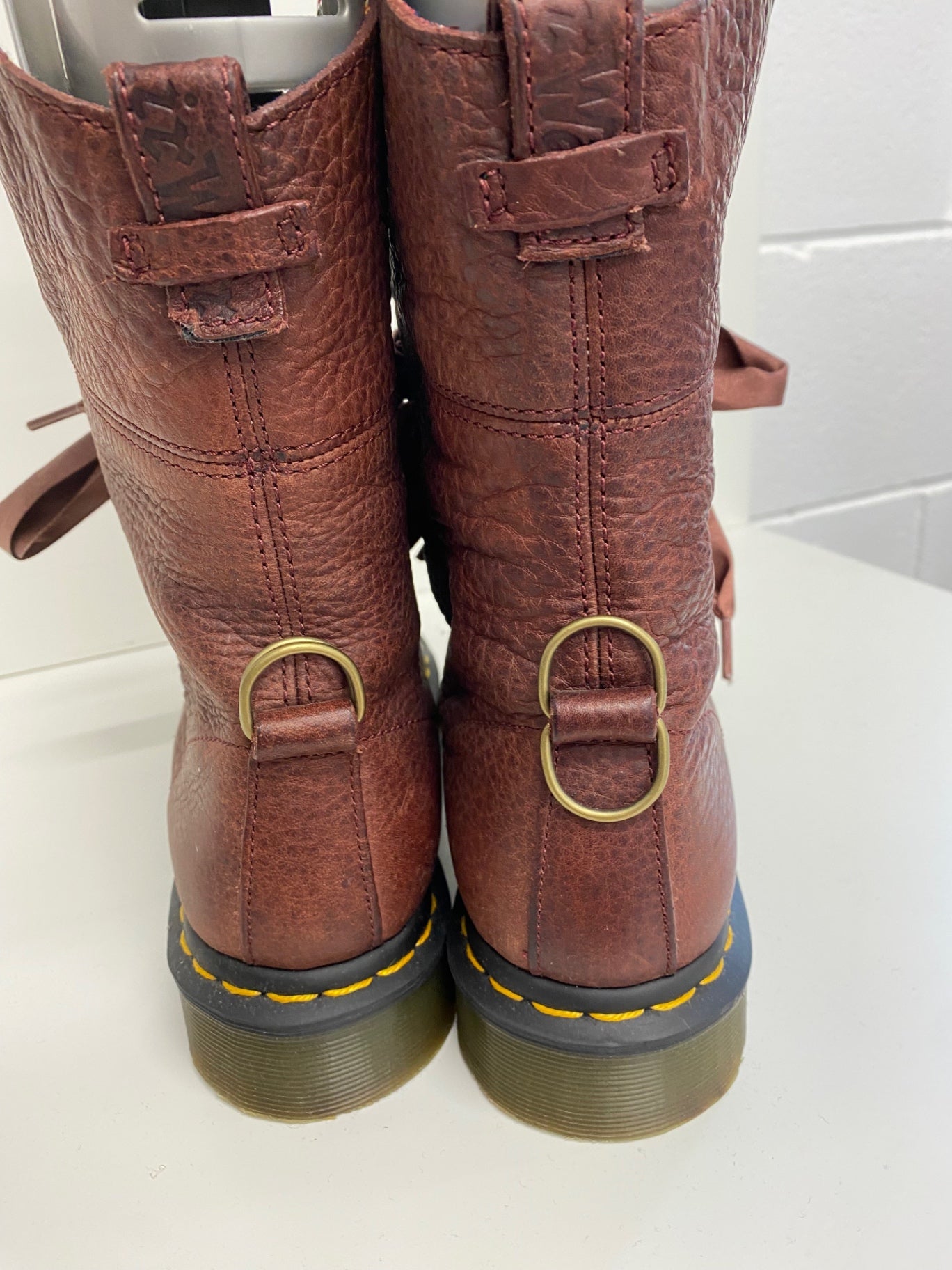 Fabulous Dr Martens AiMilitia blood brown Boots UK6.5 ribbon stunning LJ446