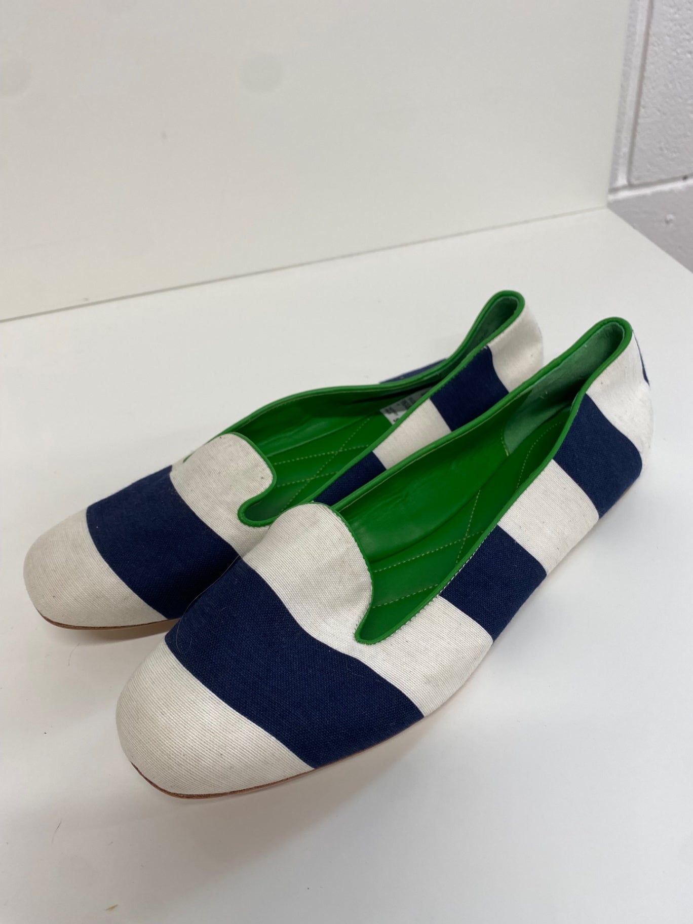 Fabulous Johnston & Murphy Ballet Flats UK 7 Navy Blue and White MW001